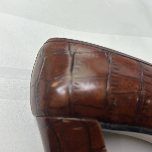 Vintage Enzo Angiolini cognac croc leather heeled loafer - Picture 12 of 12